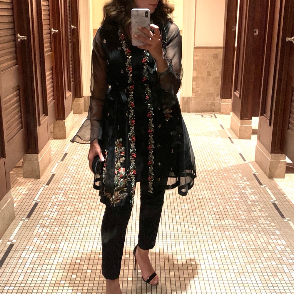 Grandeur by Saima Abaidullah Embellished Black Formal Outfit with Floral Accents